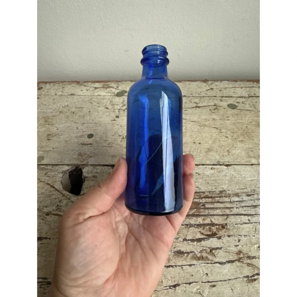Vintage Cobalt Blue Glass Apothecary Bottle Decorative Medicine Jar 5.25 Inch